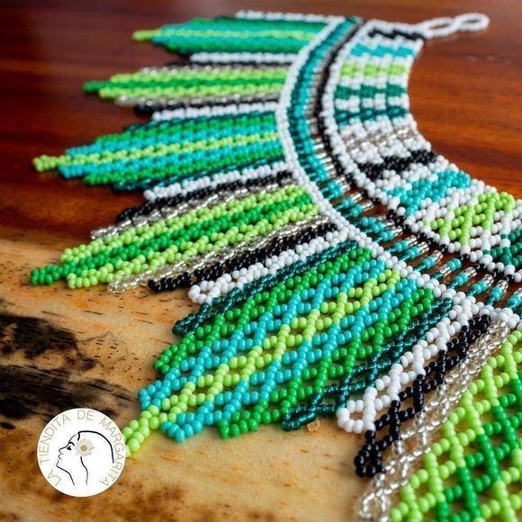 Handmade by Colombian Natives necklace embera okama beaded - Picture 2 of 4